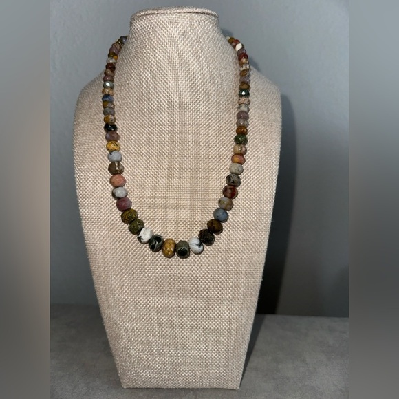 Natural multicolored bead necklace by Jay King - Picture 3 of 10